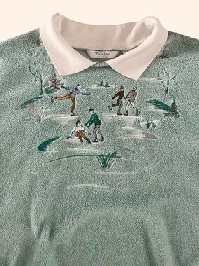 Vintage TanJay Petites Fleece Pullover Sweater – Ice Skating Embroidered Graphic